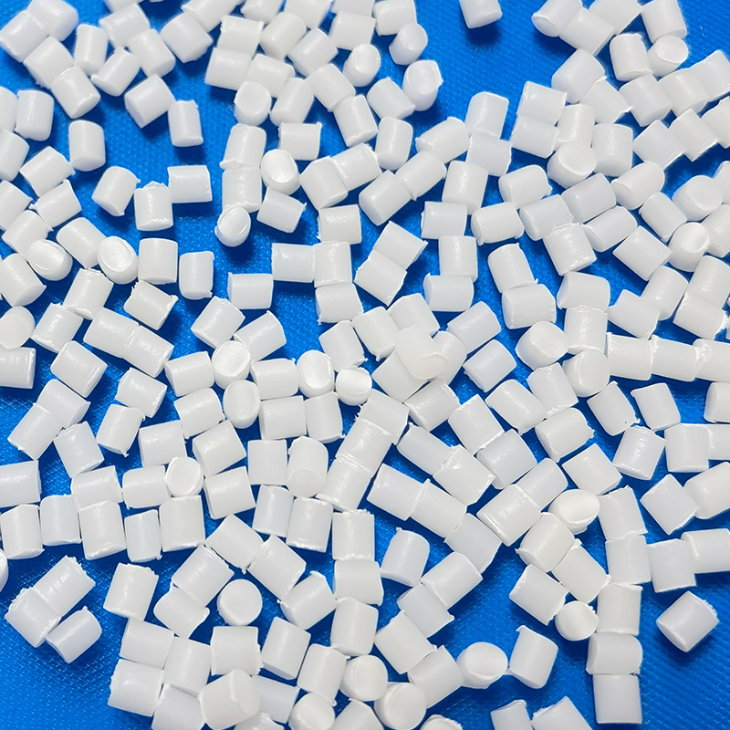 開口爽滑母料107