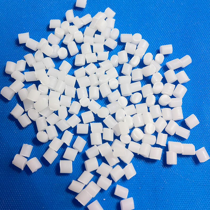 開口爽滑母料108